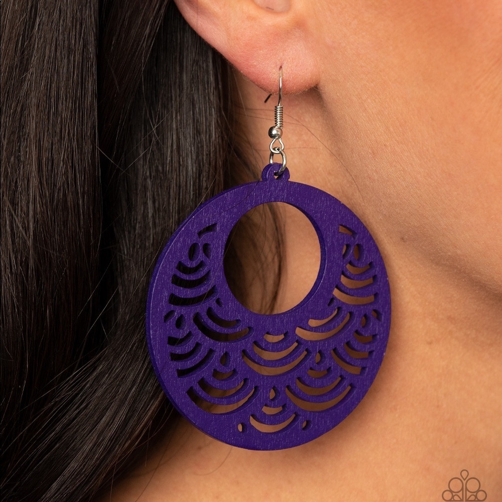 wooden earrings 💜